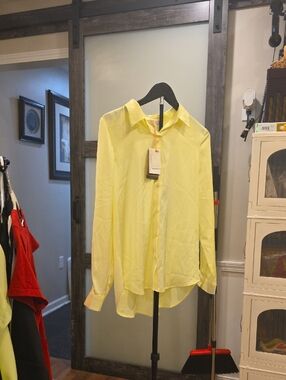 Skies Are Blue Pale Yellow Long-Sleeve Dress Shirt